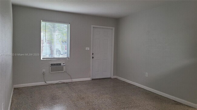 Foto del edificio - 11833 SW 213th St
