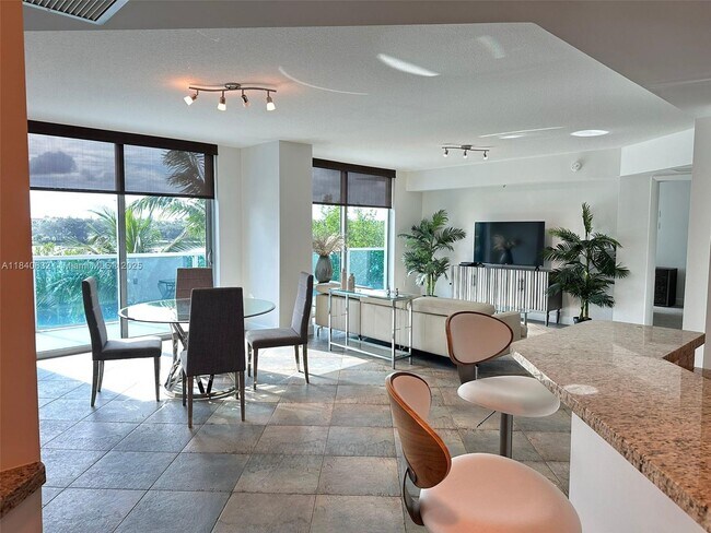Foto del edificio - 2641 N Flamingo Rd
