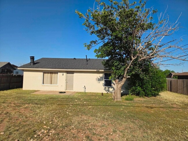 Building Photo - 604 Beckley Dr
