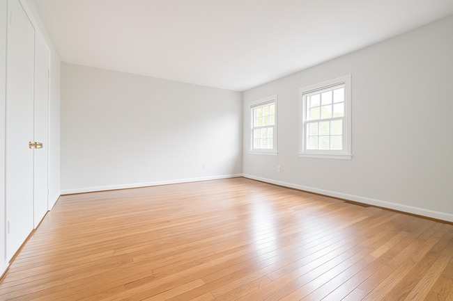 Dormitorio - 5405 Connecticut Ave NW