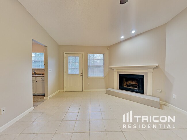 Foto del edificio - 2427 White Horse Rd W