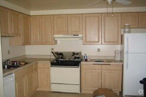 Building Photo - Bradley Vista Apartments