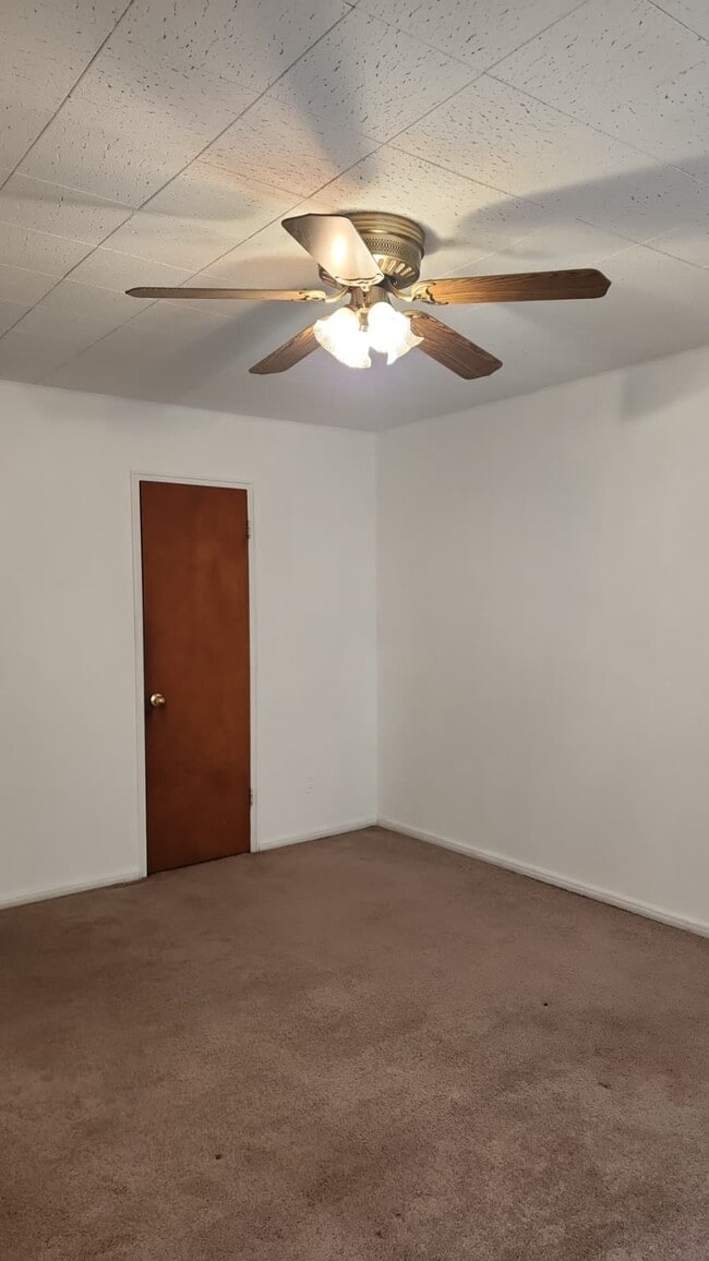 Foto del edificio - 21319 Kingsville St