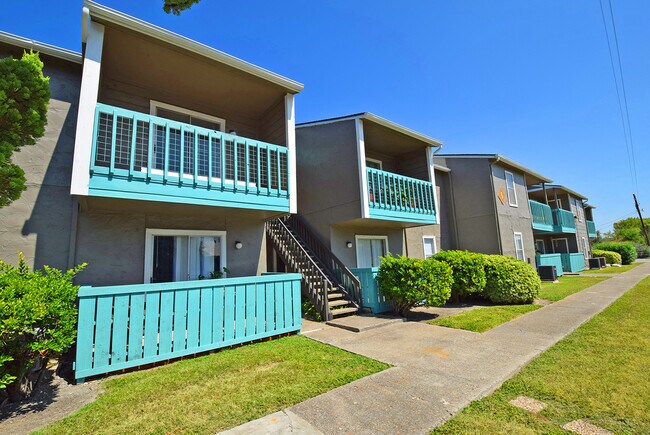 Foto del edificio - Four Winds Apartment Homes