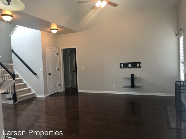 Building Photo - 4 br, 2.5 bath House - 104 Cale Drive