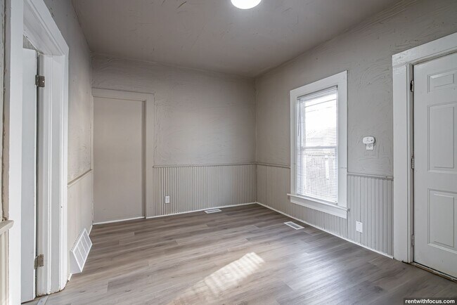 Foto del edificio - 716 Central St