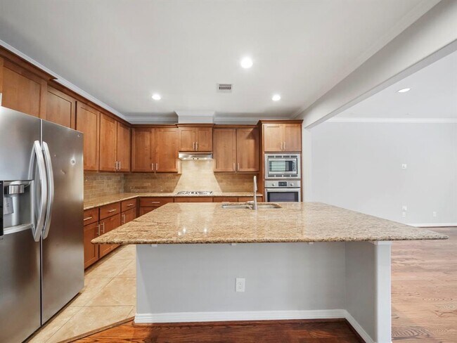 Foto del edificio - 1108 Beall Landing Ct