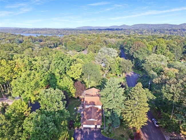 Building Photo - 6 Kenbar Rd