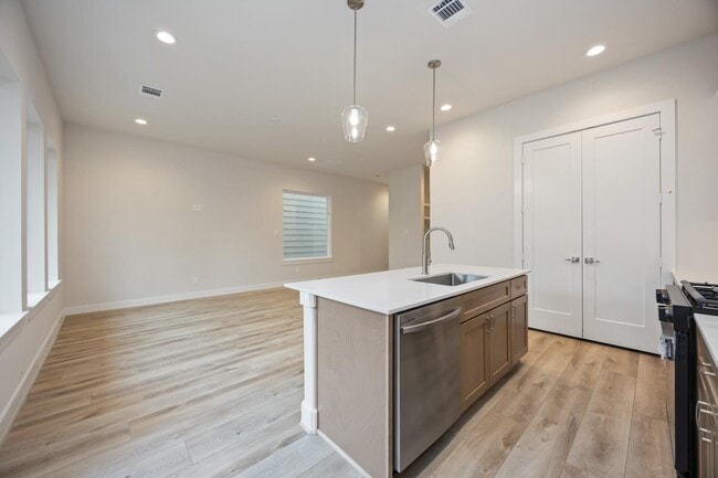 Photo - 6108 De Campo St House