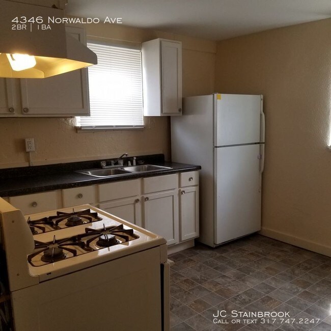 Building Photo - Near North/Fairgrounds 2BR House!