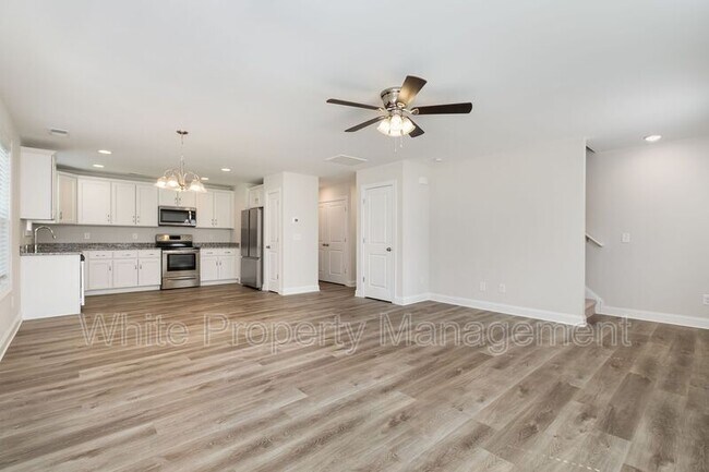 Foto del edificio - 5630 Patton St
