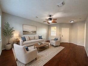 Building Photo - 4531 Park Trail Ln