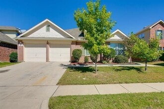 Building Photo - 4925 Carrotwood Dr