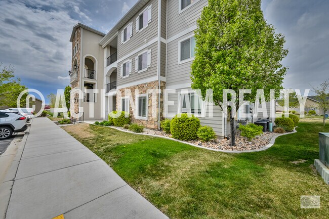 Foto del edificio - Top Floor Condo in Saratoga Springs!