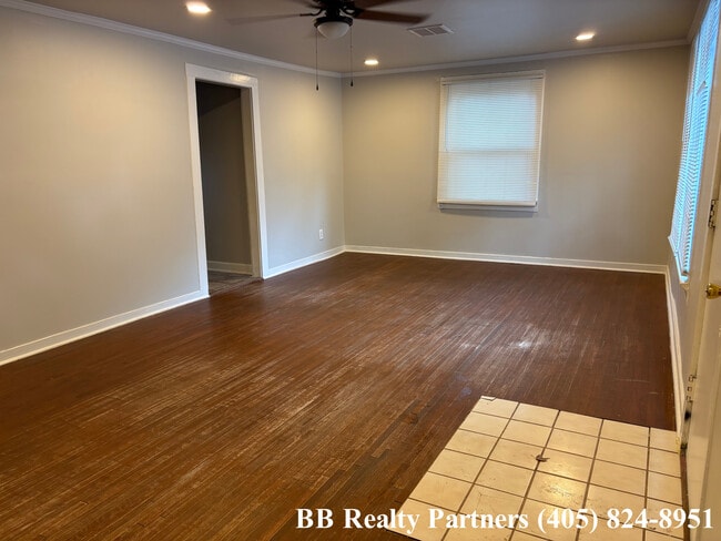 Building Photo - 1224 S Atlanta Pl