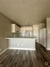 Building Photo - 418 Garland Dr