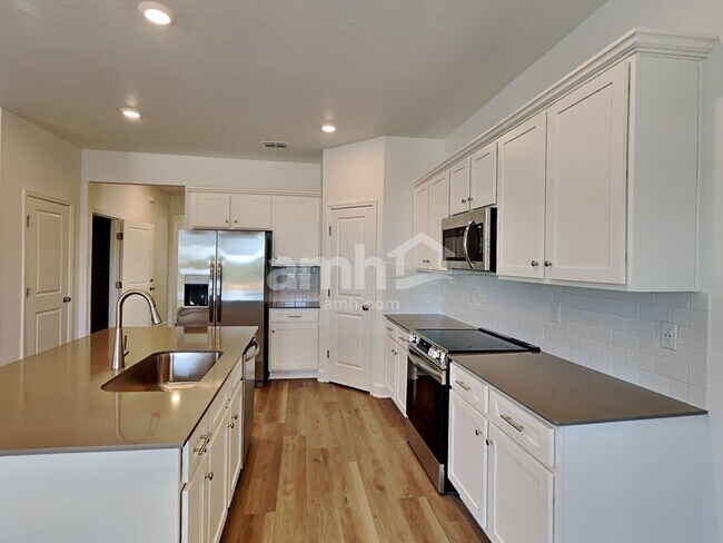 Foto del edificio - 37756 Dusty Saddle Ln