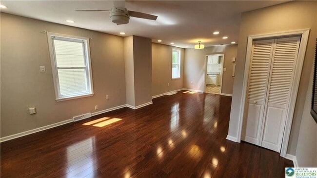 Foto del edificio - 324 Walnut St