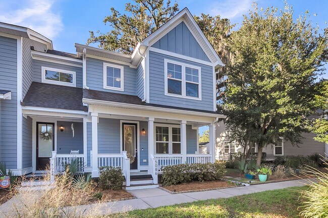 Foto del edificio - Stunning 3-Bed / 2.5-Bath Home in Park Cir...