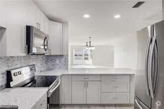 Building Photo - 6929 Dog Leg Way