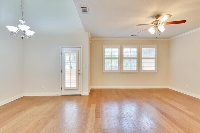 Building Photo - 1802 Jentsch Ct