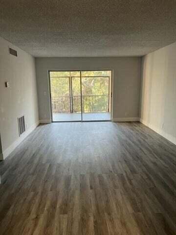 Foto del edificio - 604 NW 13th St