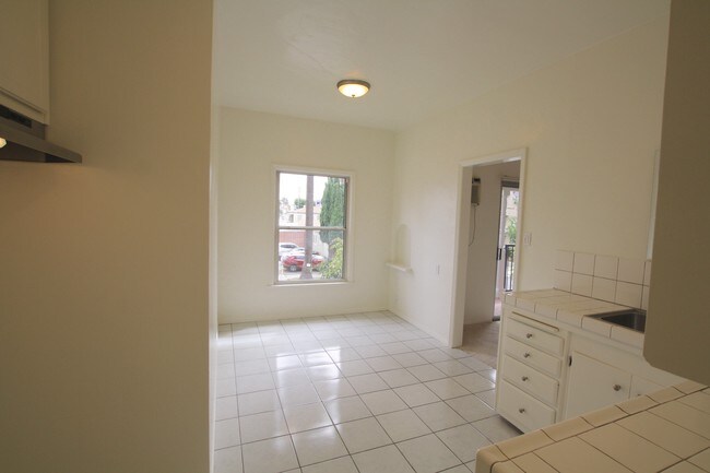 Foto del edificio - 147 N Hamilton Dr