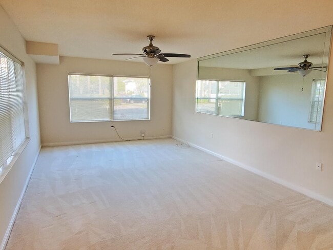 Building Photo - 17  Bedford Court A Royal Palm Beach Fl 33411
