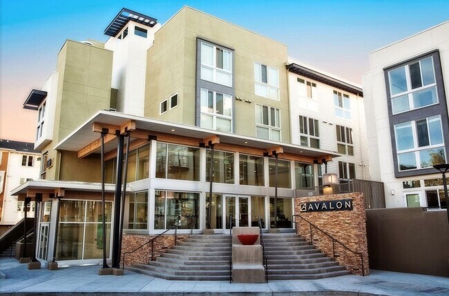 Building Photo - 899 Morrison Park Dr