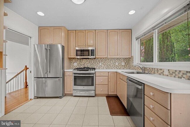 Foto del edificio - 4125 25th Pl N