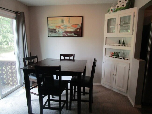 Foto del edificio - 22 Partridgeberry Way