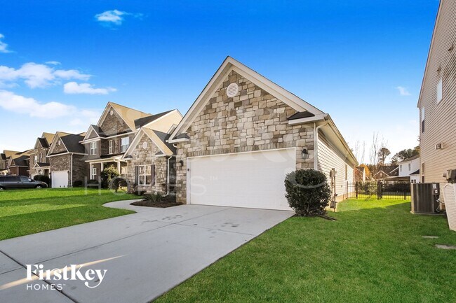 Foto del edificio - 2266 Isaac St