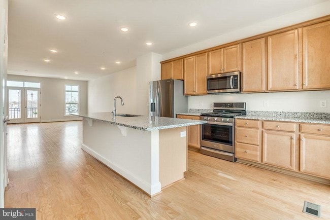 Building Photo - 22589 Amendola Terrace
