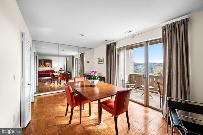 Foto del edificio - 103 Cross Keys Rd