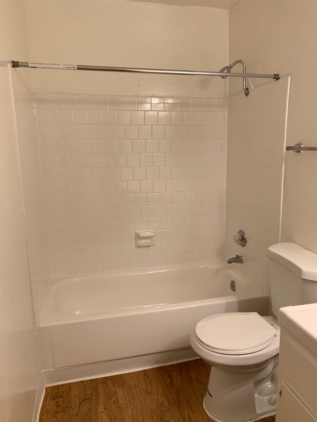 Hampton Park Apartments 4050 Cuny Ave Sacramento, CA