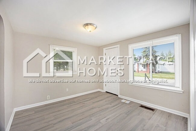 Building Photo - 8242 Jackson Ave