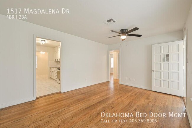 Building Photo - 1517 Magdalena Dr