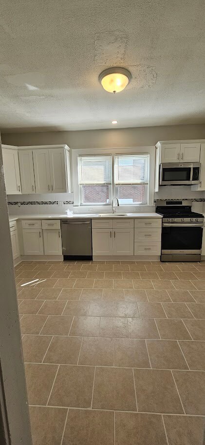 Eat in Kitchen - 544 Joralemon St