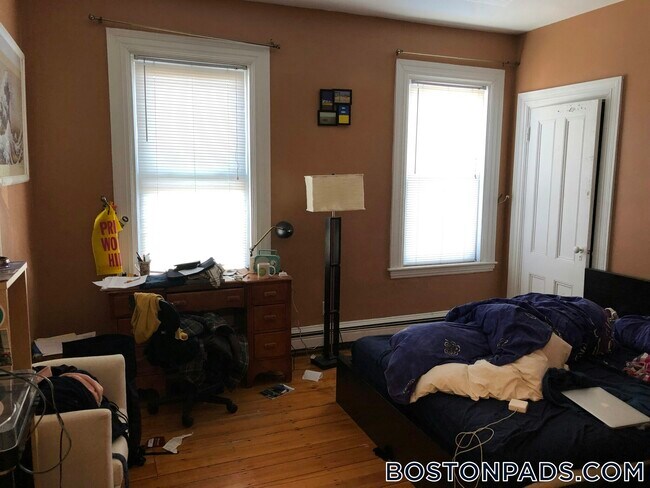 Foto del edificio - 268 Broadway