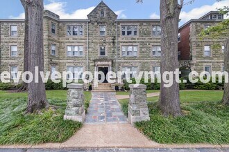 Building Photo - 1116 Poplar Ave