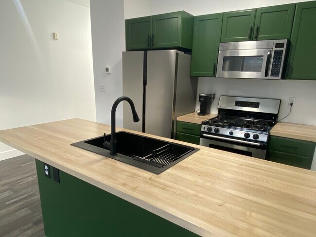 Foto del edificio - 1364 W Stillwater Dr