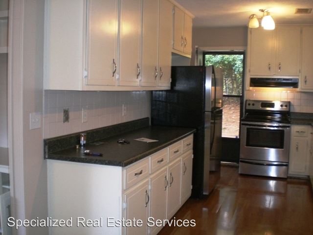 Building Photo - 495 Wavetree Dr