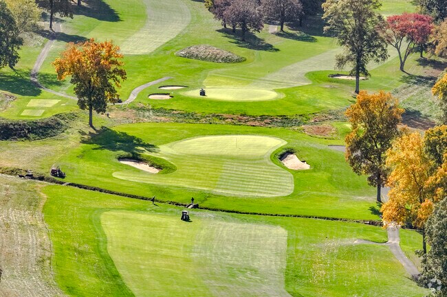 Waterbury Country Club is a private club a few minutes from Downtown Waterbury.