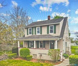 Building Photo - 324 Curtis St