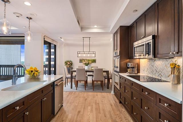 Foto del edificio - 5909 Luther Ln