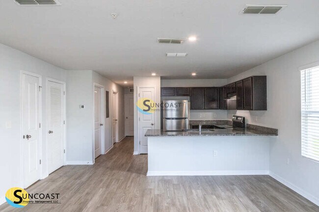 Foto del edificio - 6408 Sweetbay Ln