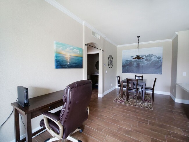 Foto del edificio - Fully Furnished 1 bedroom in Solana!