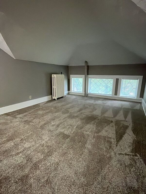 Foto principal - 1801 E St