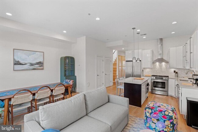 Foto del edificio - 2108 10th St NW