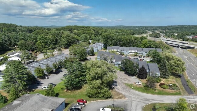  - Yarmouth Pointe Apartment Homes